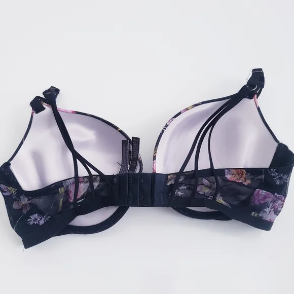 Victoria's Secret Black Floral Pushup Bra - Picture 4 of 8